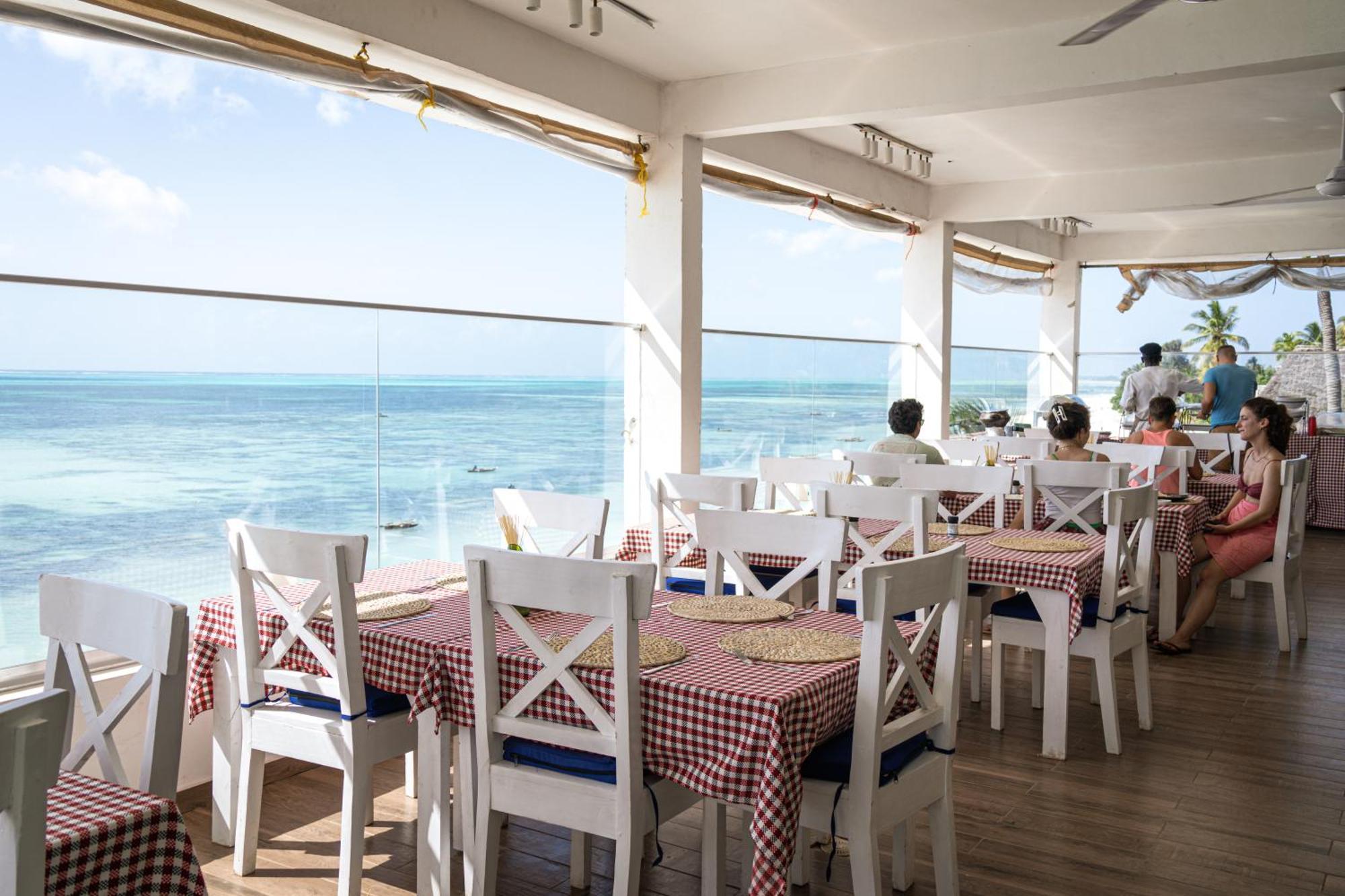 Pili Pili Sunrise Beach Hotel Jambiani  Buitenkant foto